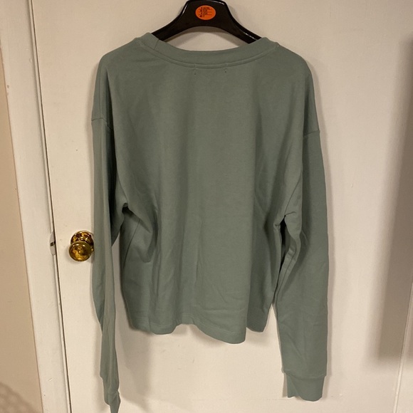 Forever 21 crewneck - Picture 8 of 9